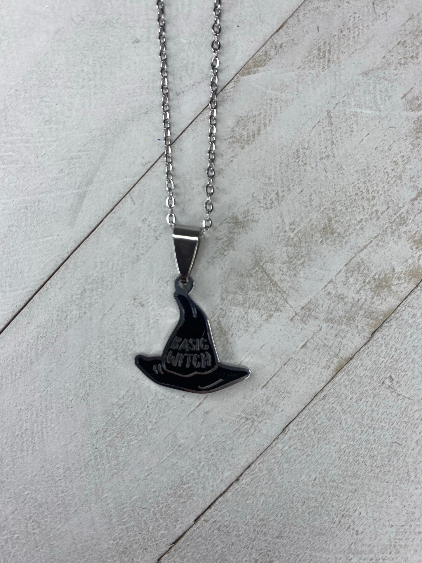 Basic Witch Necklace