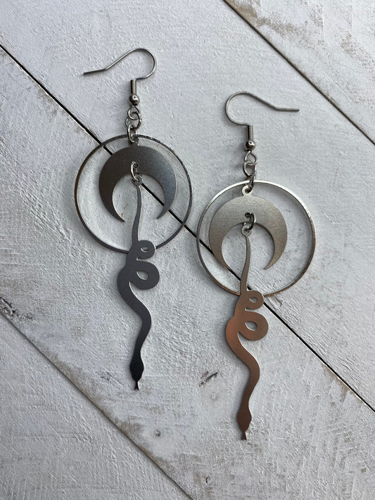 Eve’s Earrings