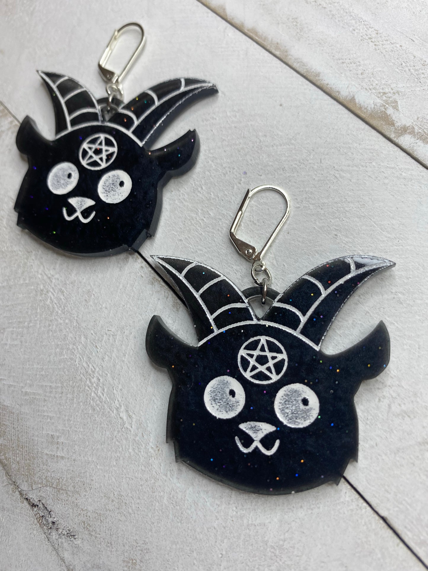 Dark Lord Dangle Earrings - Blk