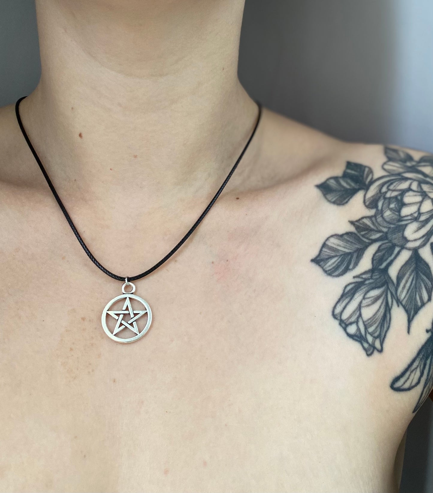 Metal Pentacle Necklace