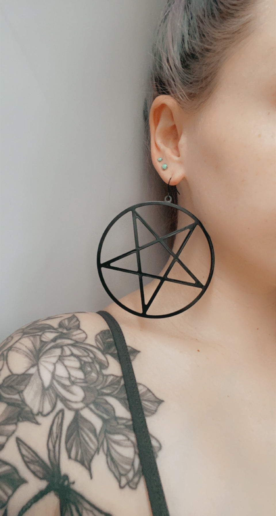 XL Black Inverted Pentacles