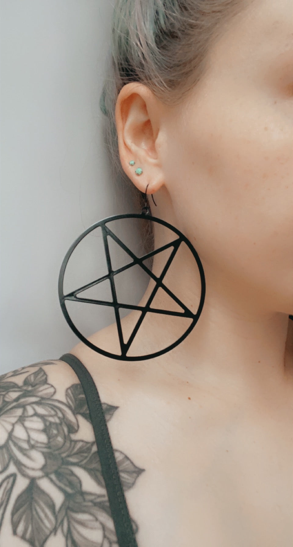 XL Black Inverted Pentacles